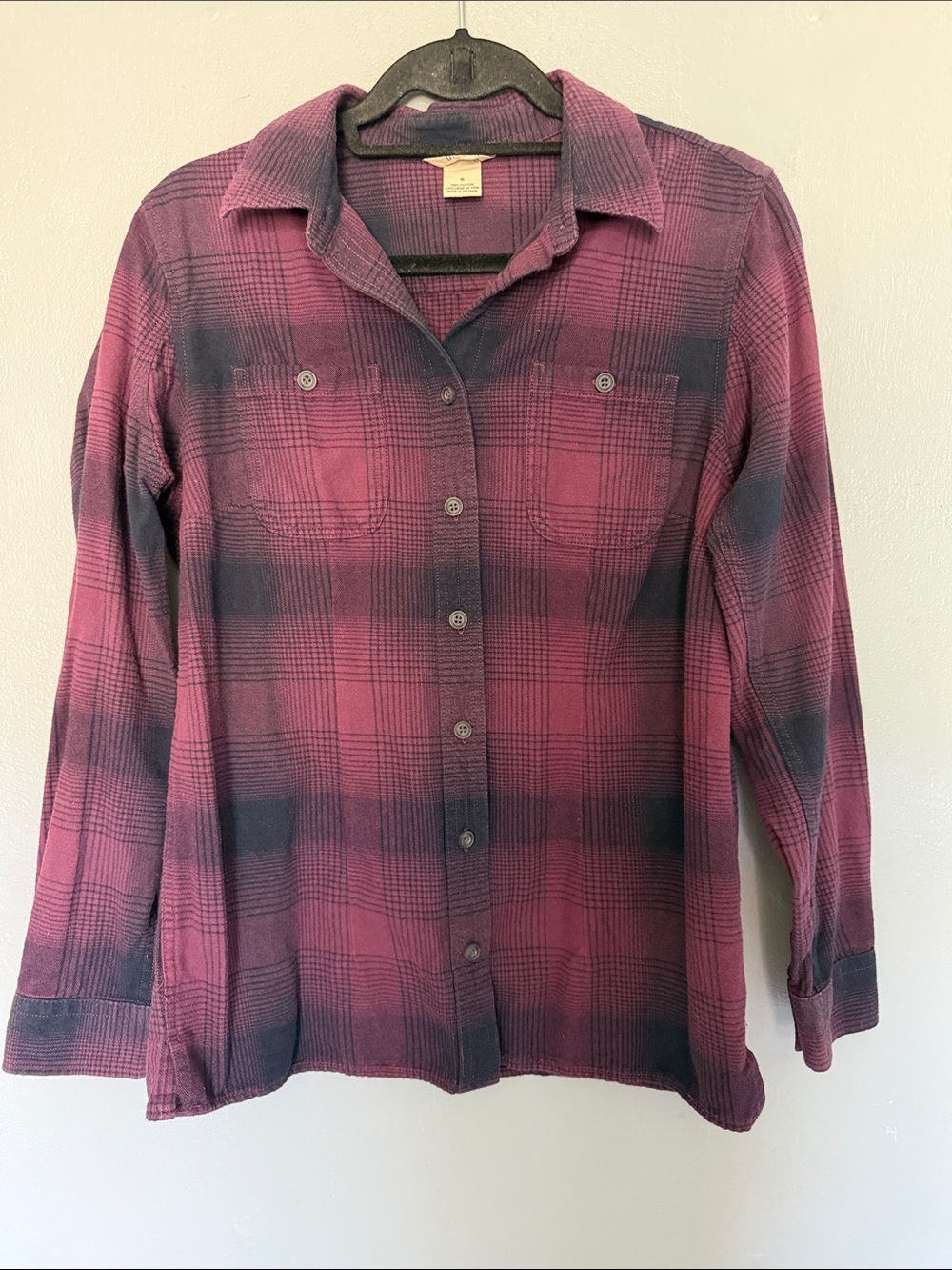 Duluth Trading Co. Woman’s Granola Girl Gorp Flannel Purple Plaid‎ Button Down S
